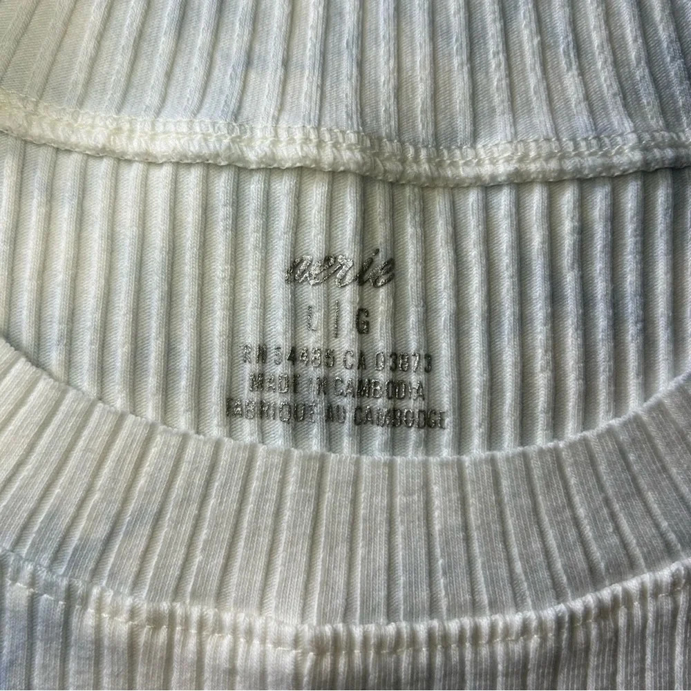 Aerie Rebel Ribbed Crop Tank Top Size Large Blue & White NWT - Picture 3 of 3